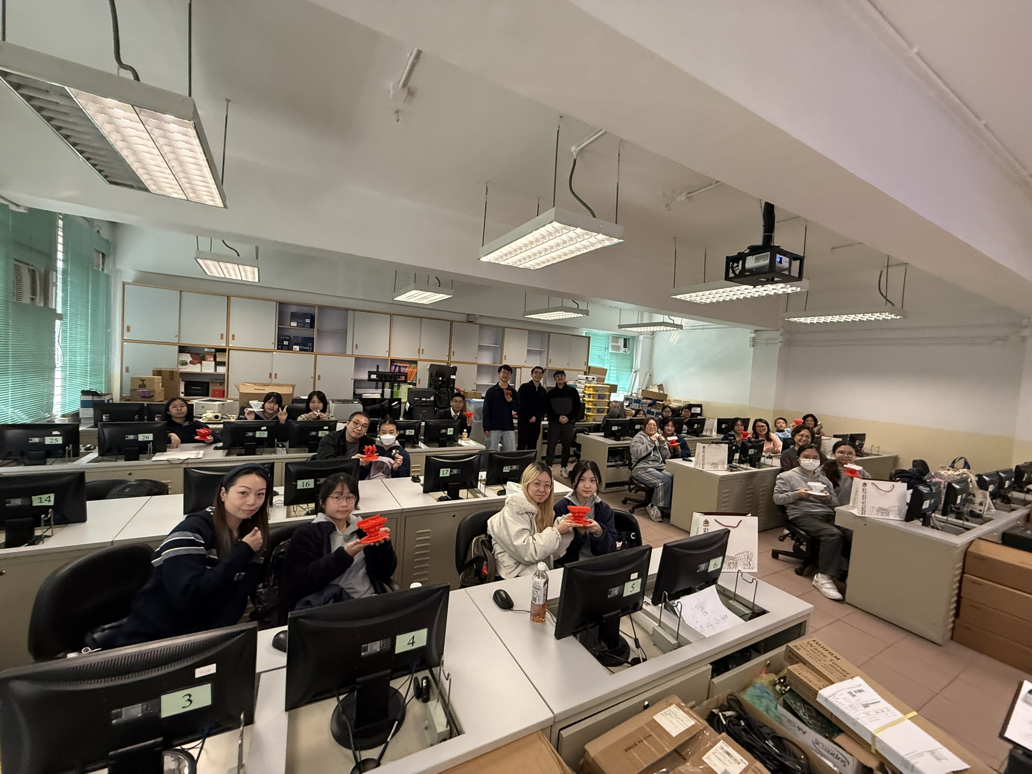 妙法寺劉金龍中學魯班鎖​